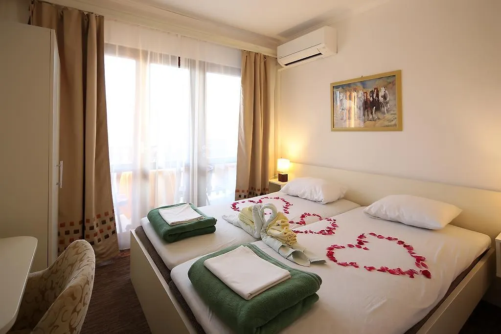 Guest House Zeba & Riviera Silo  Silo (Krk)