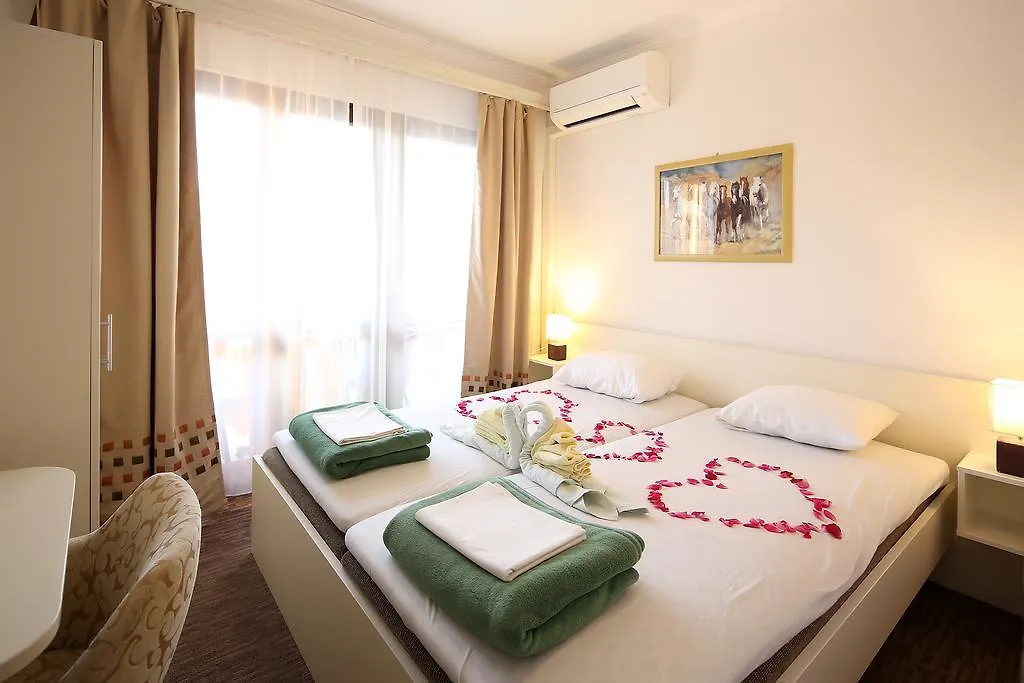 Guest House Zeba & Riviera Silo
