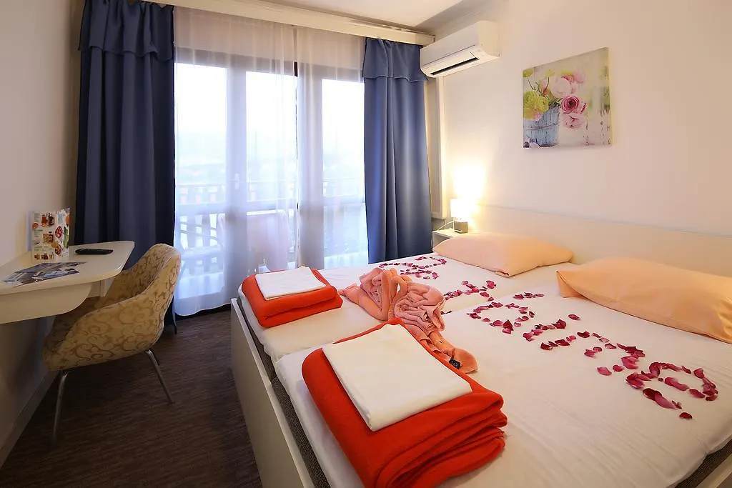 Guest House Zeba & Riviera Silo