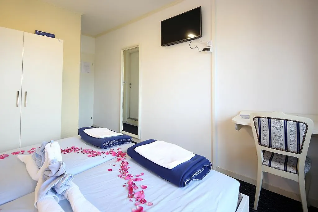 Guest House Zeba & Riviera Silo