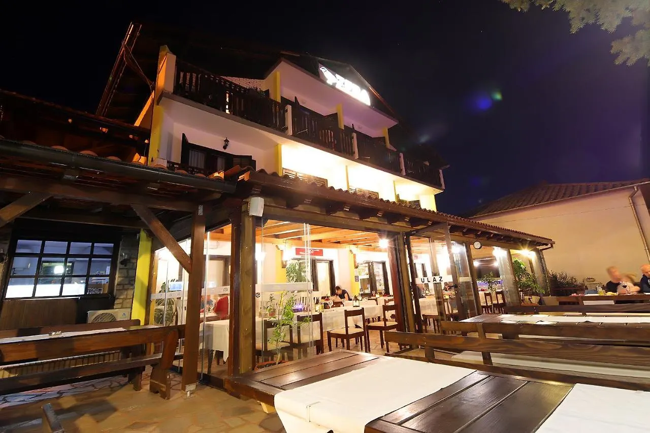 Guest House Zeba & Riviera Silo  3*, Silo (Krk) Croatia